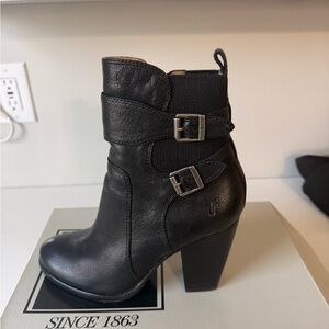 FRYE AND CO. Black Heeled Boots with Buckle Detail
Wore once